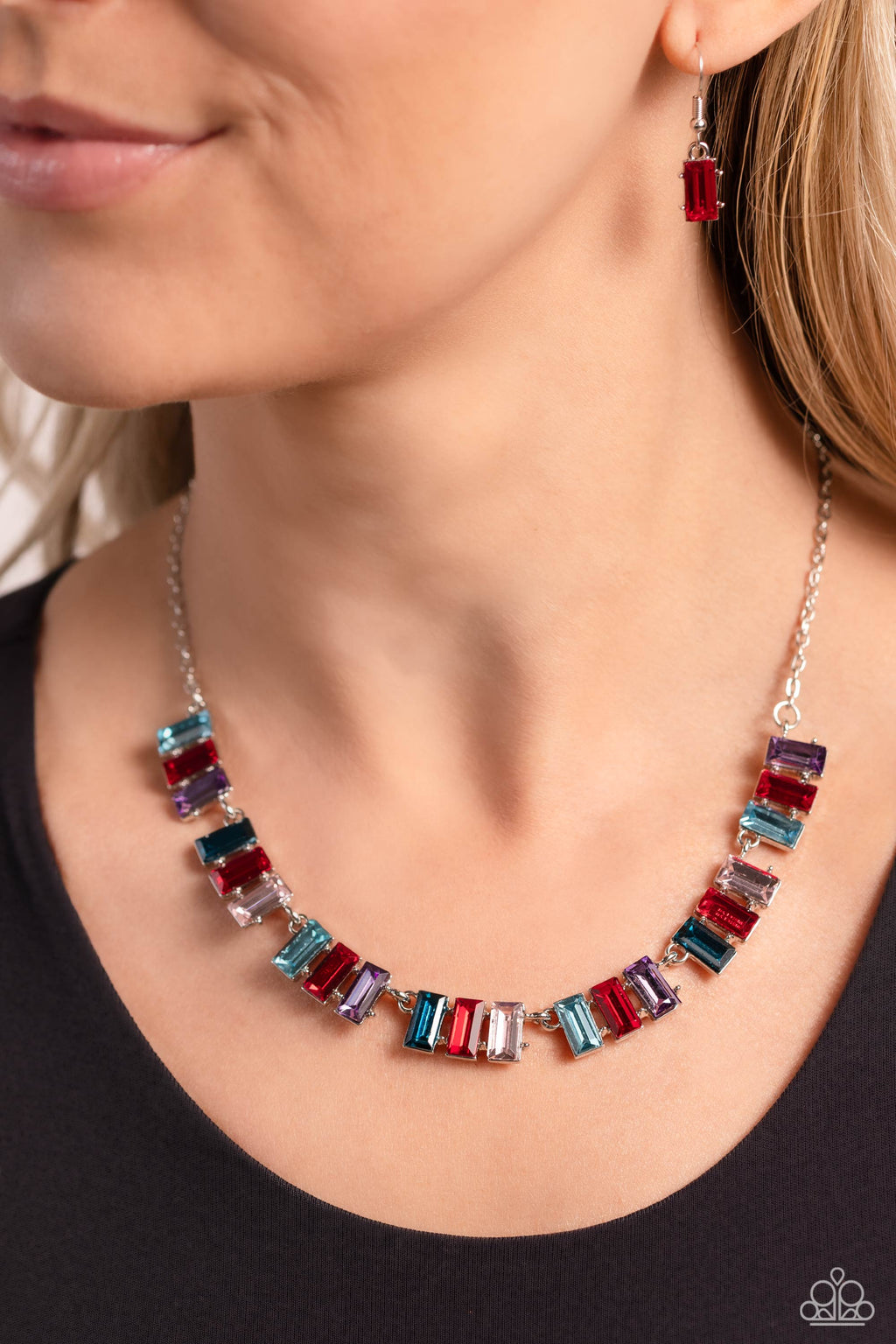 five-dollar-jewelry-elite-emeralds-red-paparazzi-accessories