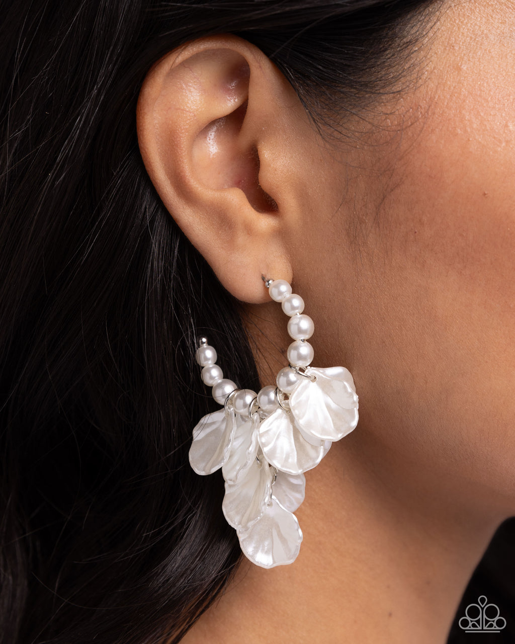 five-dollar-jewelry-frilly-feature-white-earrings-paparazzi-accessories