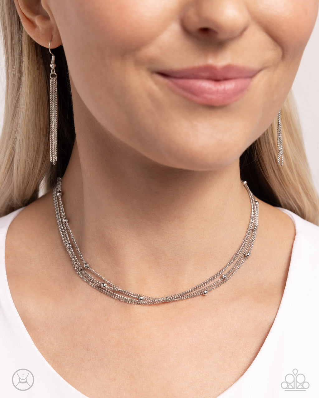 five-dollar-jewelry-satellite-strands-silver-necklace-paparazzi-accessories