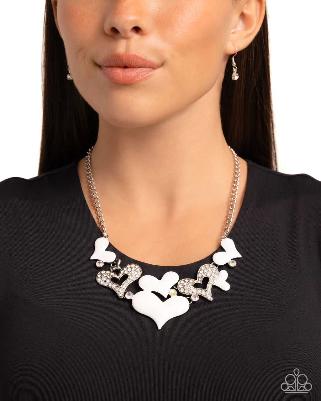 five-dollar-jewelry-room-in-my-heart-for-more-white-necklace-paparazzi-accessories