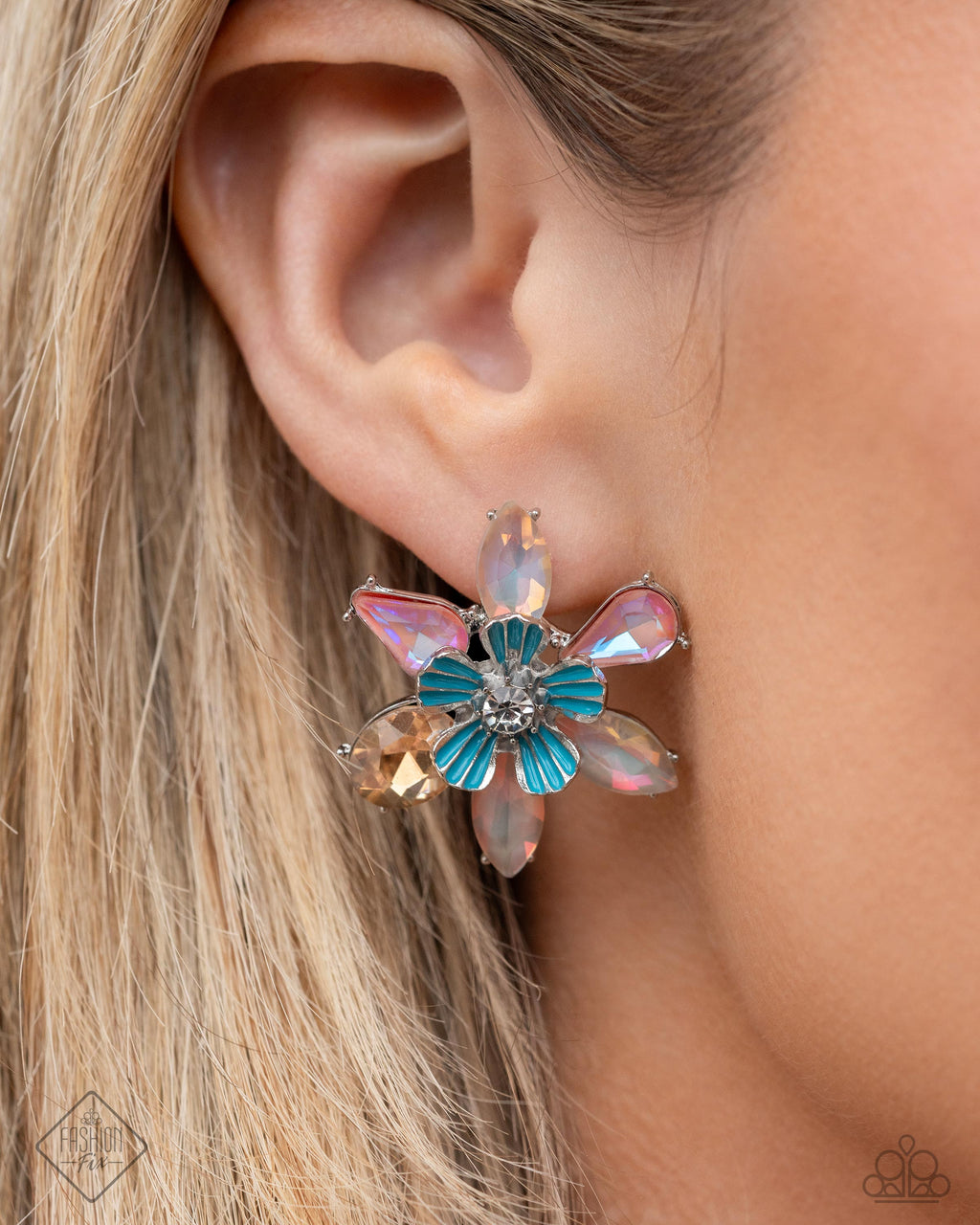 five-dollar-jewelry-hamptons-habit-multi-post earrings-paparazzi-accessories