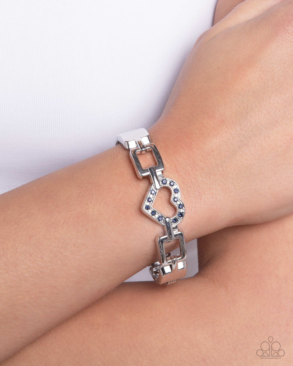 five-dollar-jewelry-flashy-fondness-blue-bracelet-paparazzi-accessories
