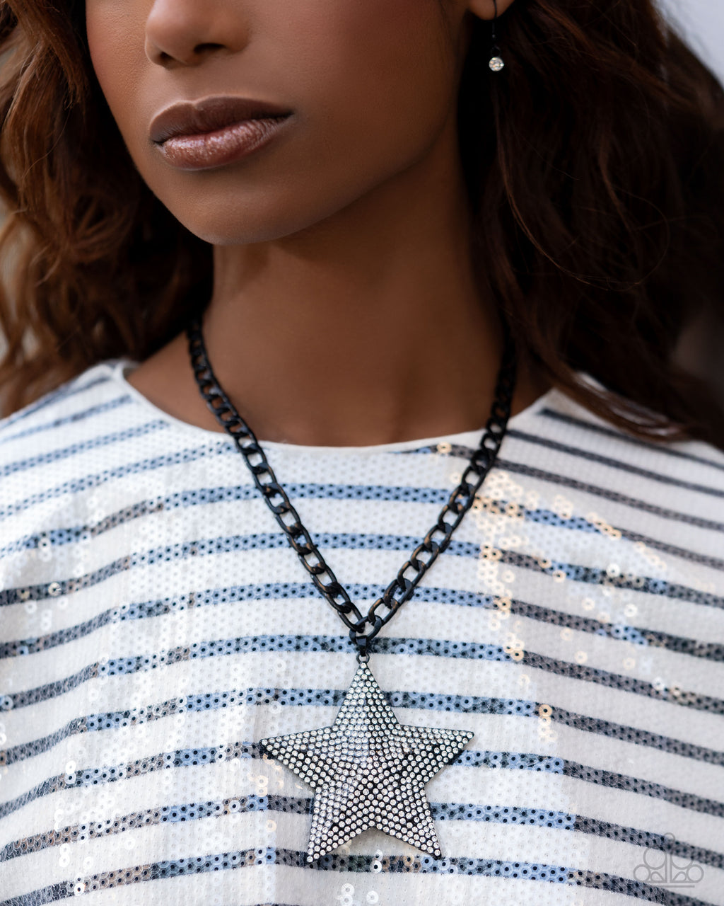 five-dollar-jewelry-stellar-selfie-black-necklace-paparazzi-accessories