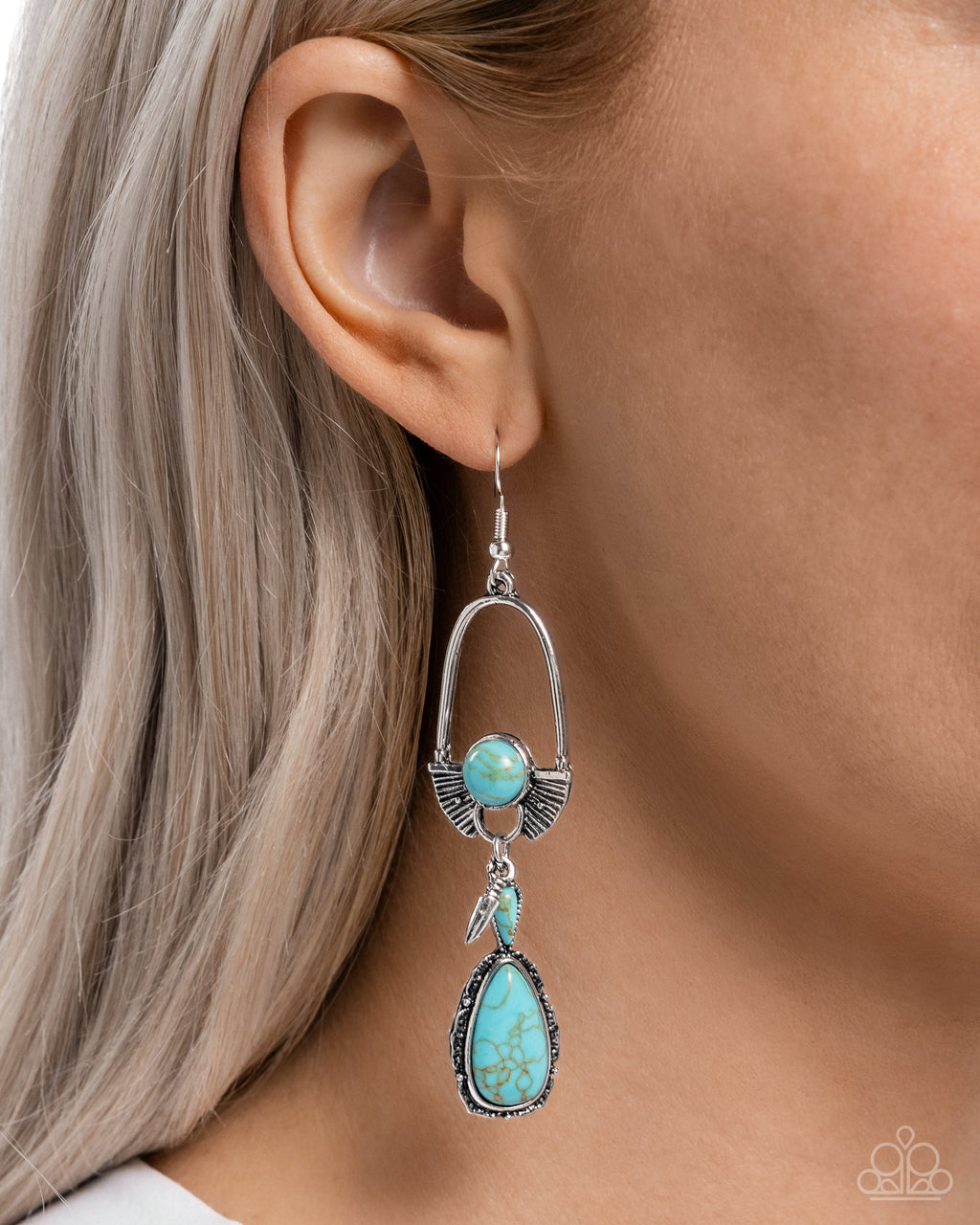 five-dollar-jewelry-badlands-basic-blue-earrings-paparazzi-accessories