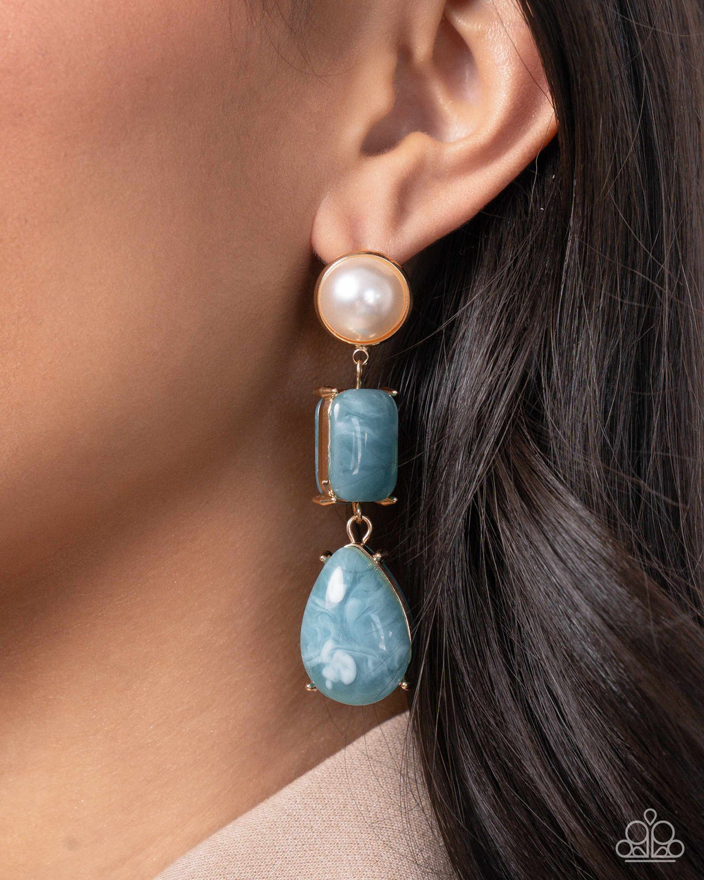 five-dollar-jewelry-marbled-masterpiece-blue-post earrings-paparazzi-accessories