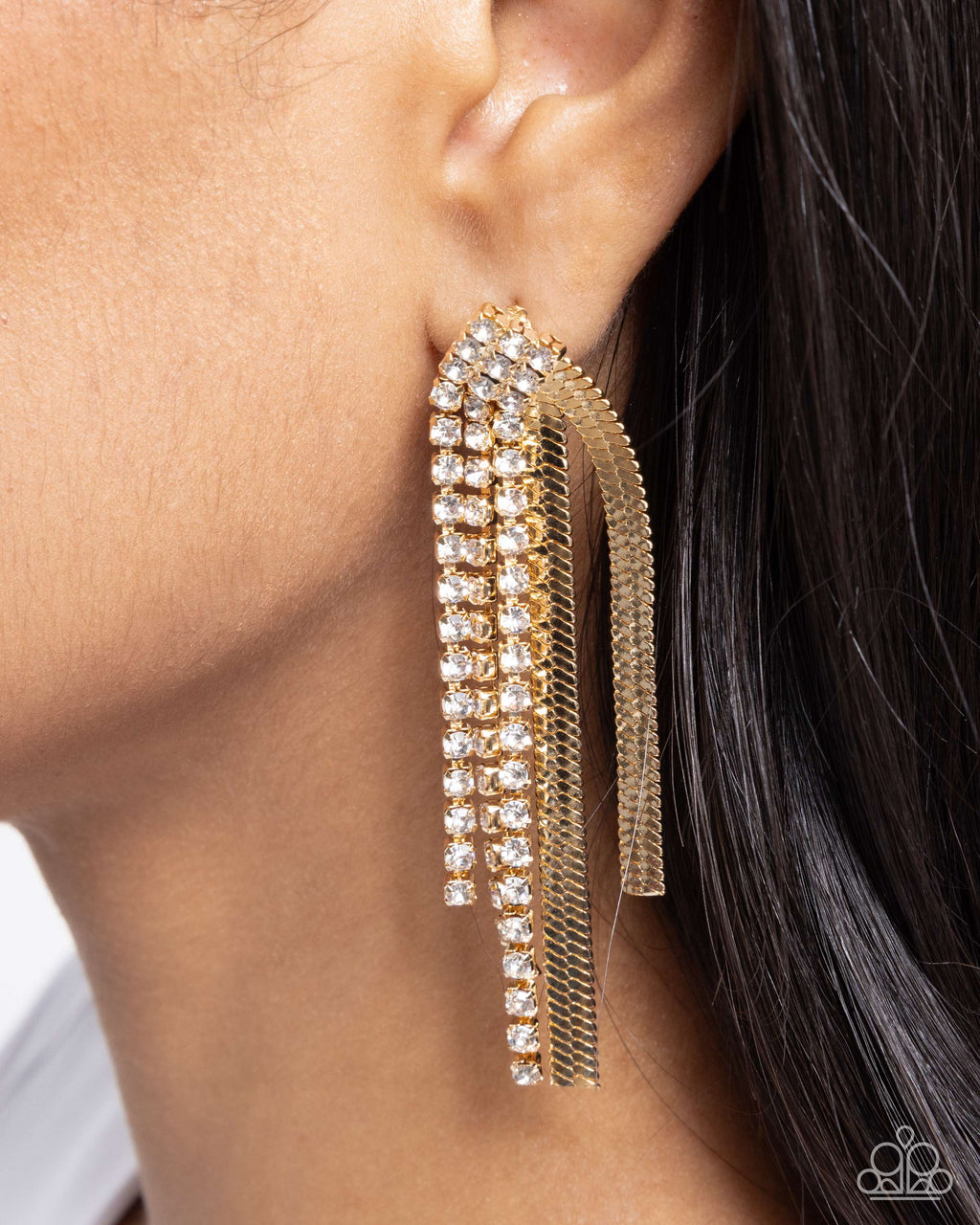 eight-dollar-jewelry-dramatic-downpour-gold-post earrings-paparazzi-accessories