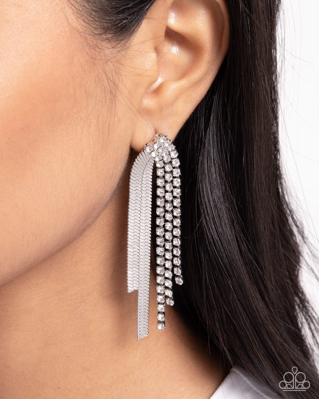 five-dollar-jewelry-dramatic-downpour-white-post earrings-paparazzi-accessories