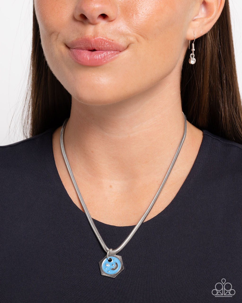 five-dollar-jewelry-celestial-catwalk-blue-necklace-paparazzi-accessories