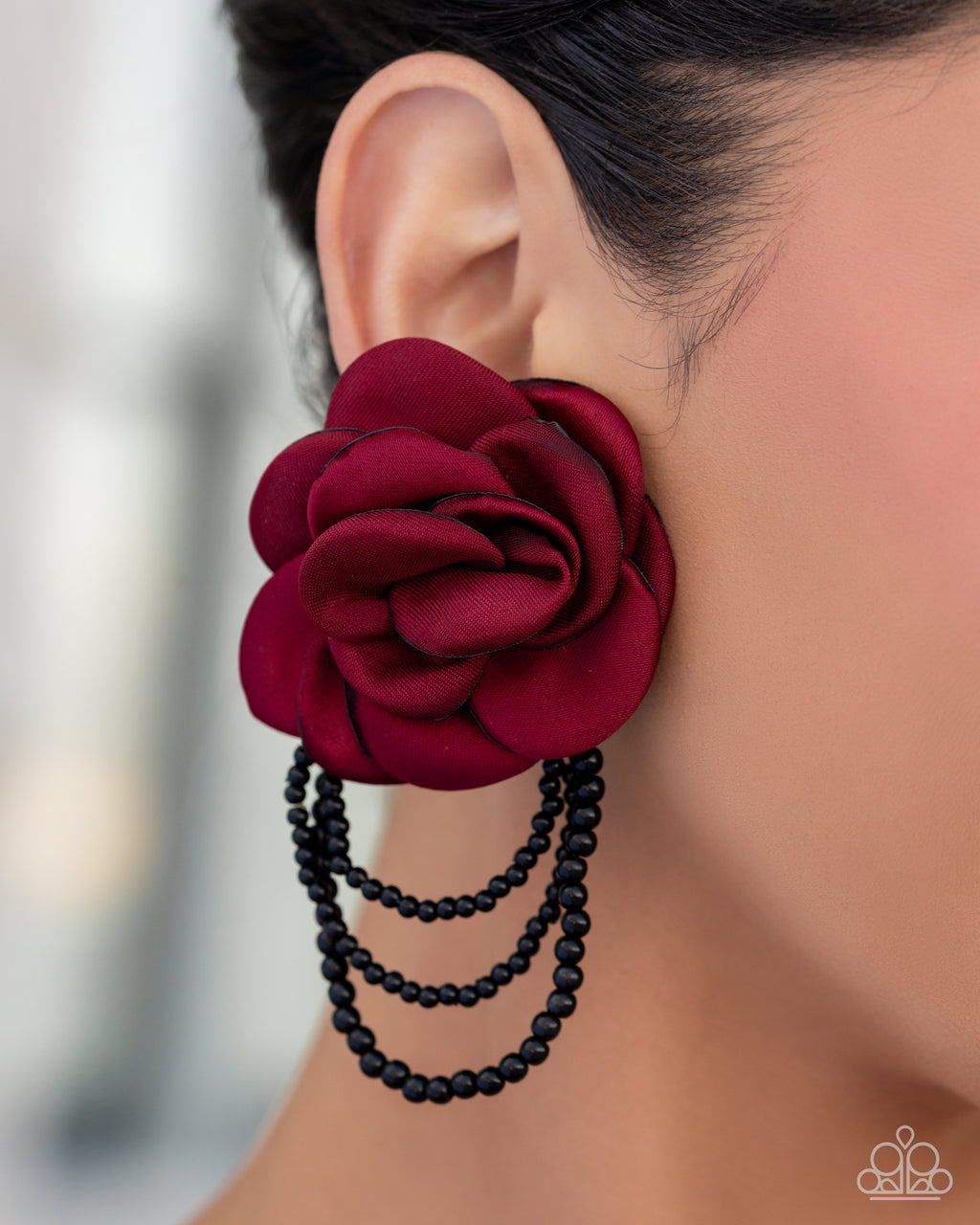 five-dollar-jewelry-dramatic-dame-red-paparazzi-accessories