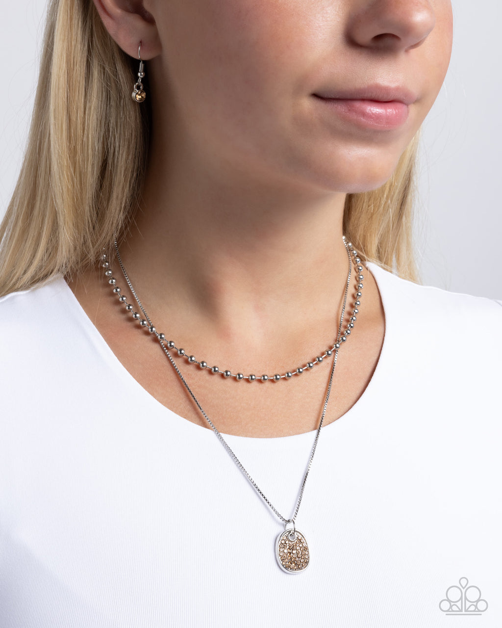 five-dollar-jewelry-lyrical-luminescence-brown-necklace-paparazzi-accessories