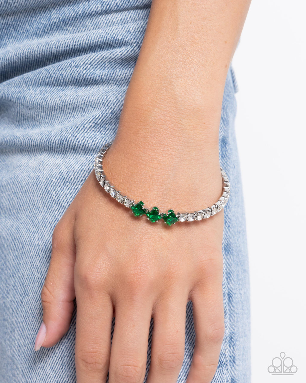 five-dollar-jewelry-pointed-production-green-bracelet-paparazzi-accessories