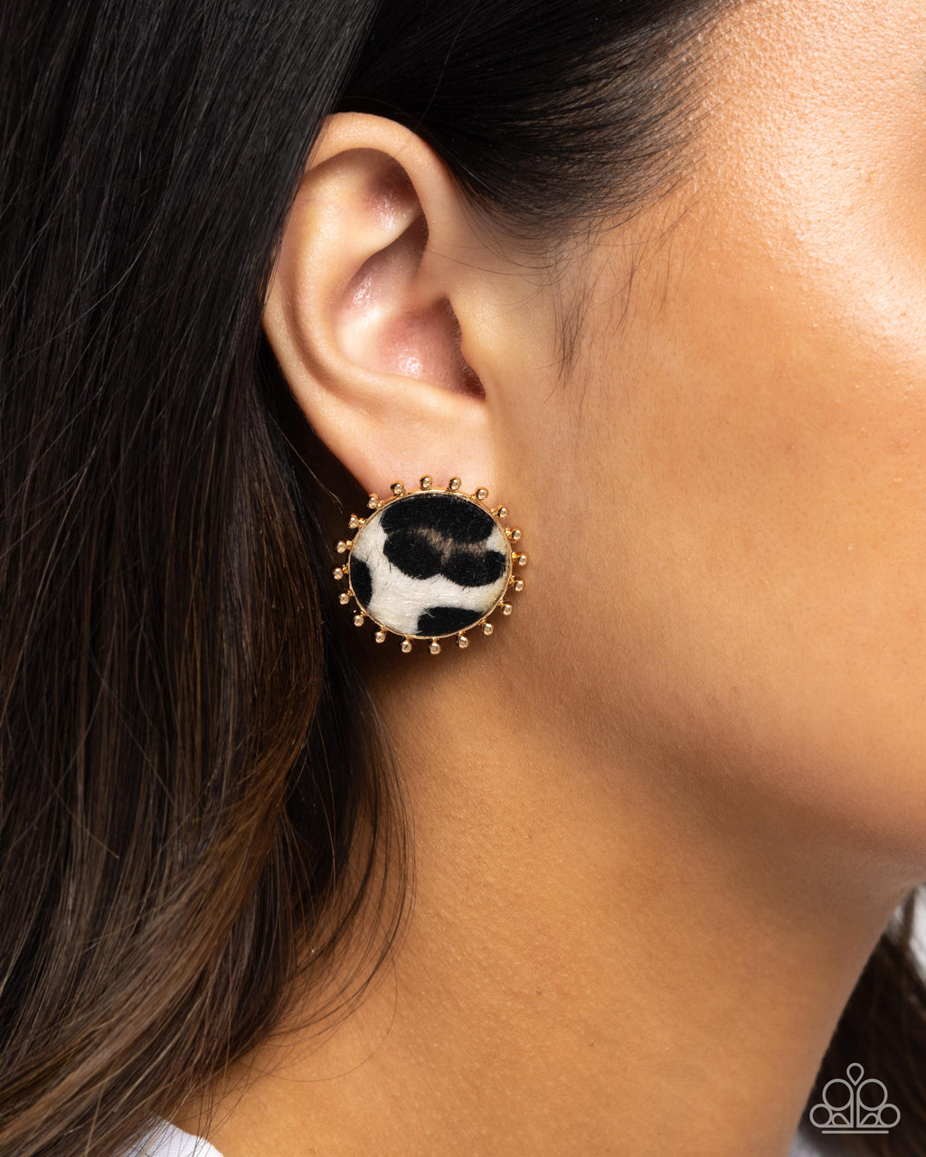 five-dollar-jewelry-cowhide-couture-brown-post earrings-paparazzi-accessories