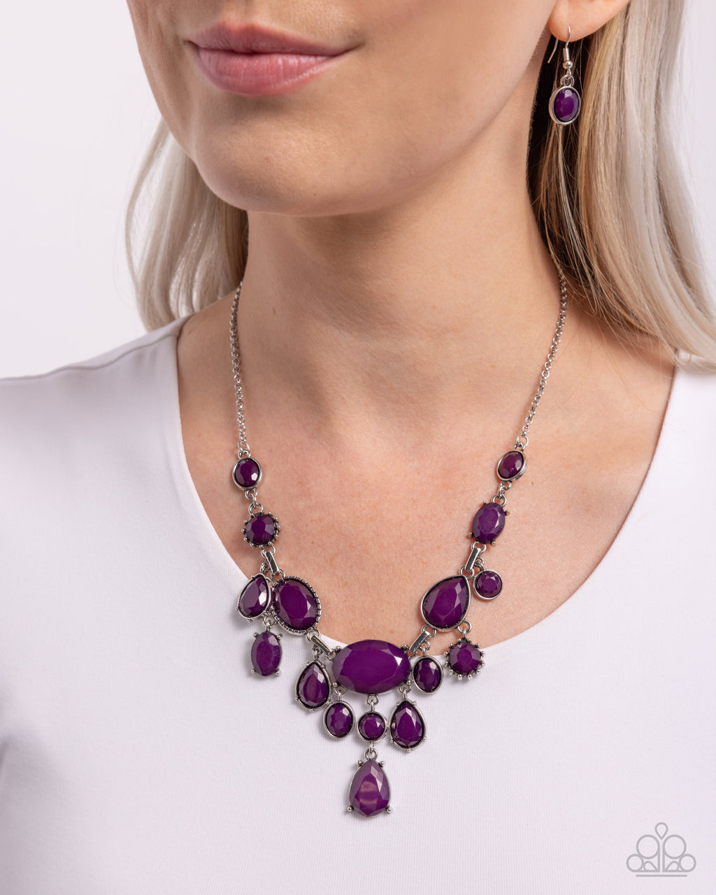 five-dollar-jewelry-significant-influence-purple-necklace-paparazzi-accessories