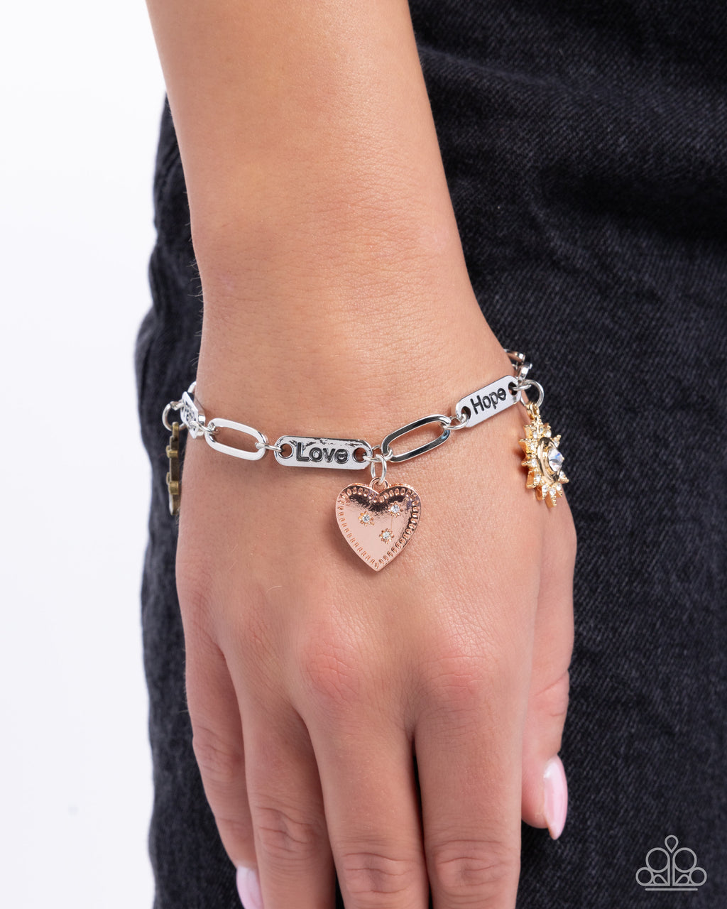 five-dollar-jewelry-intrepid-inspiration-multi-bracelet-paparazzi-accessories