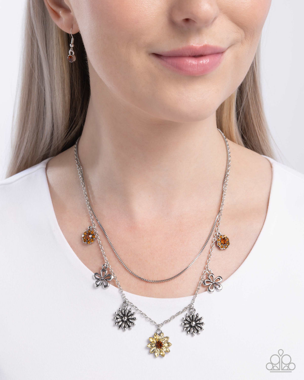 five-dollar-jewelry-glinting-garden-yellow-necklace-paparazzi-accessories