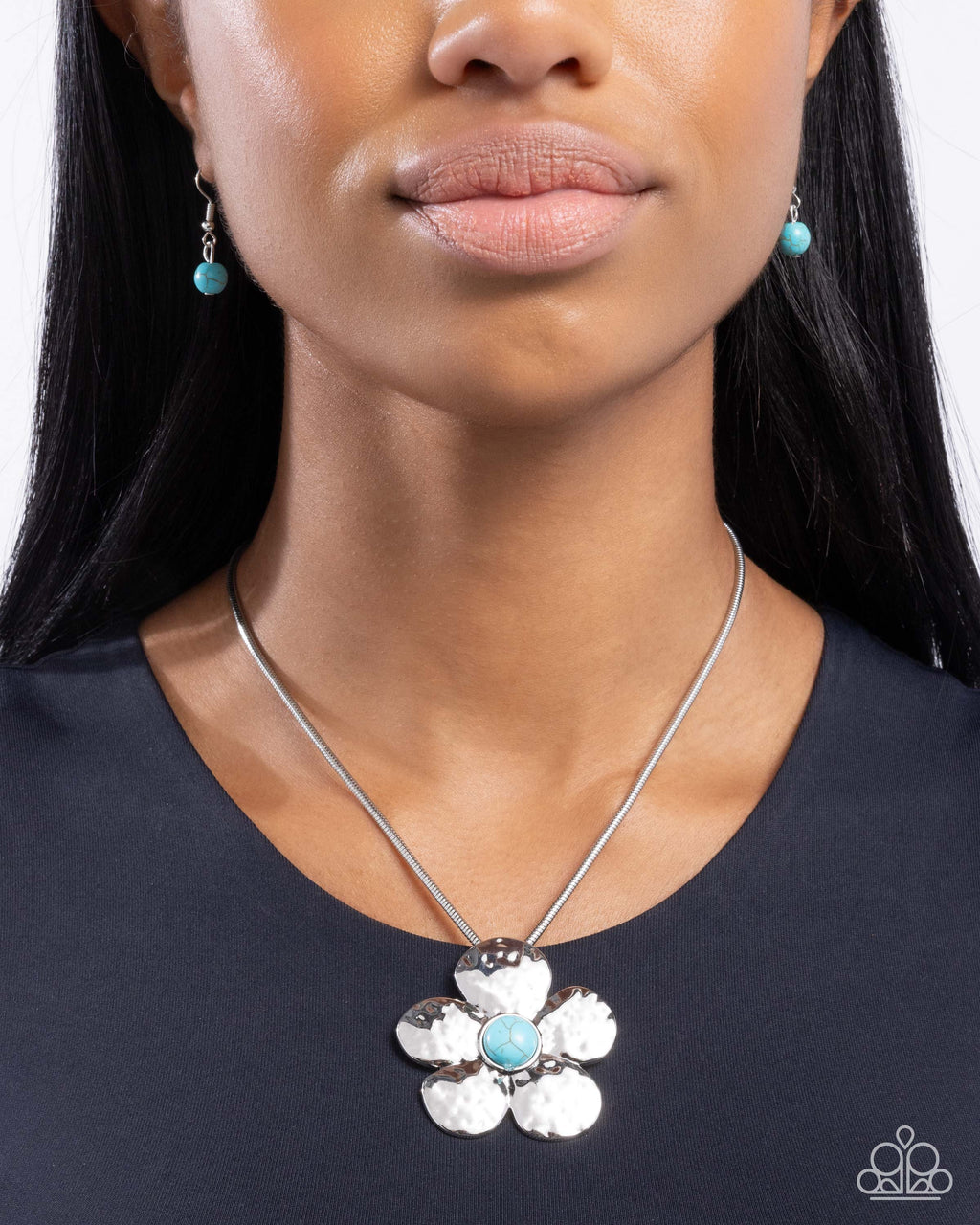 five-dollar-jewelry-tasteful-texture-blue-necklace-paparazzi-accessories