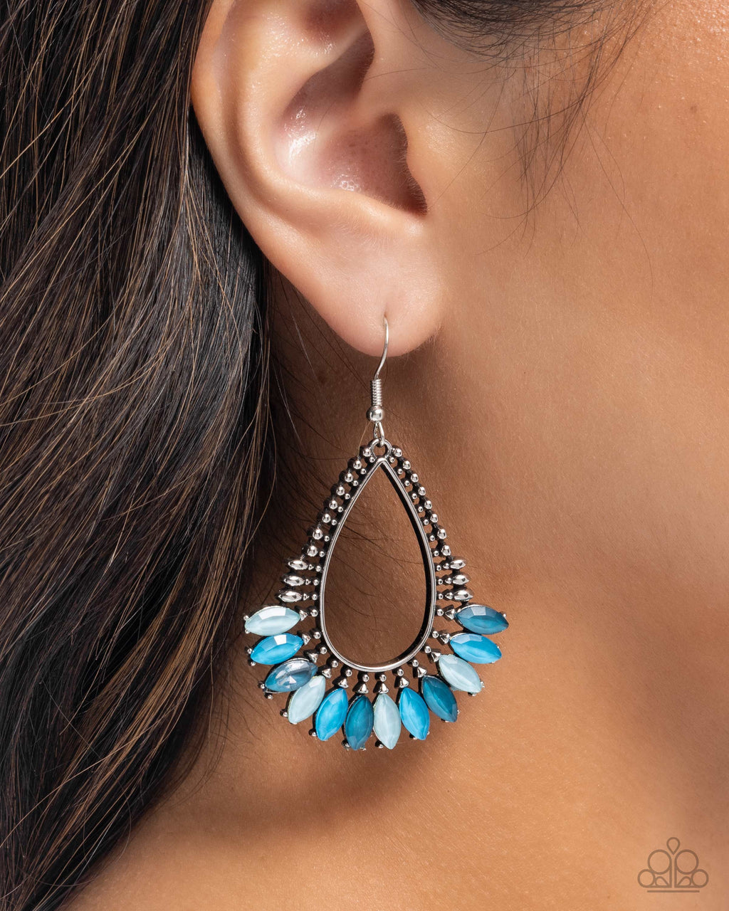 five-dollar-jewelry-pronged-pattern-blue-earrings-paparazzi-accessories