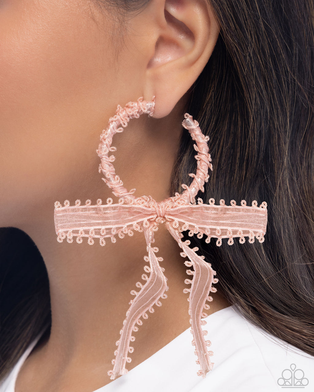 eight-dollar-jewelry-brand-new-bow-pink-earrings-paparazzi-accessories