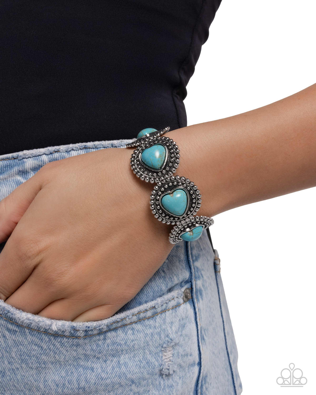 eight-dollar-jewelry-rural-romance-blue-bracelet-paparazzi-accessories