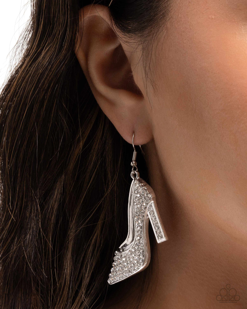 eight-dollar-jewelry-wedding-shoes-white-earrings-paparazzi-accessories