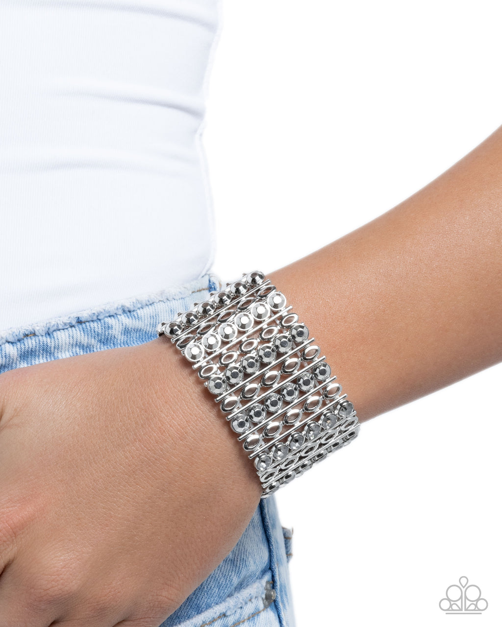 eight-dollar-jewelry-reflective-rows-silver-bracelet-paparazzi-accessories