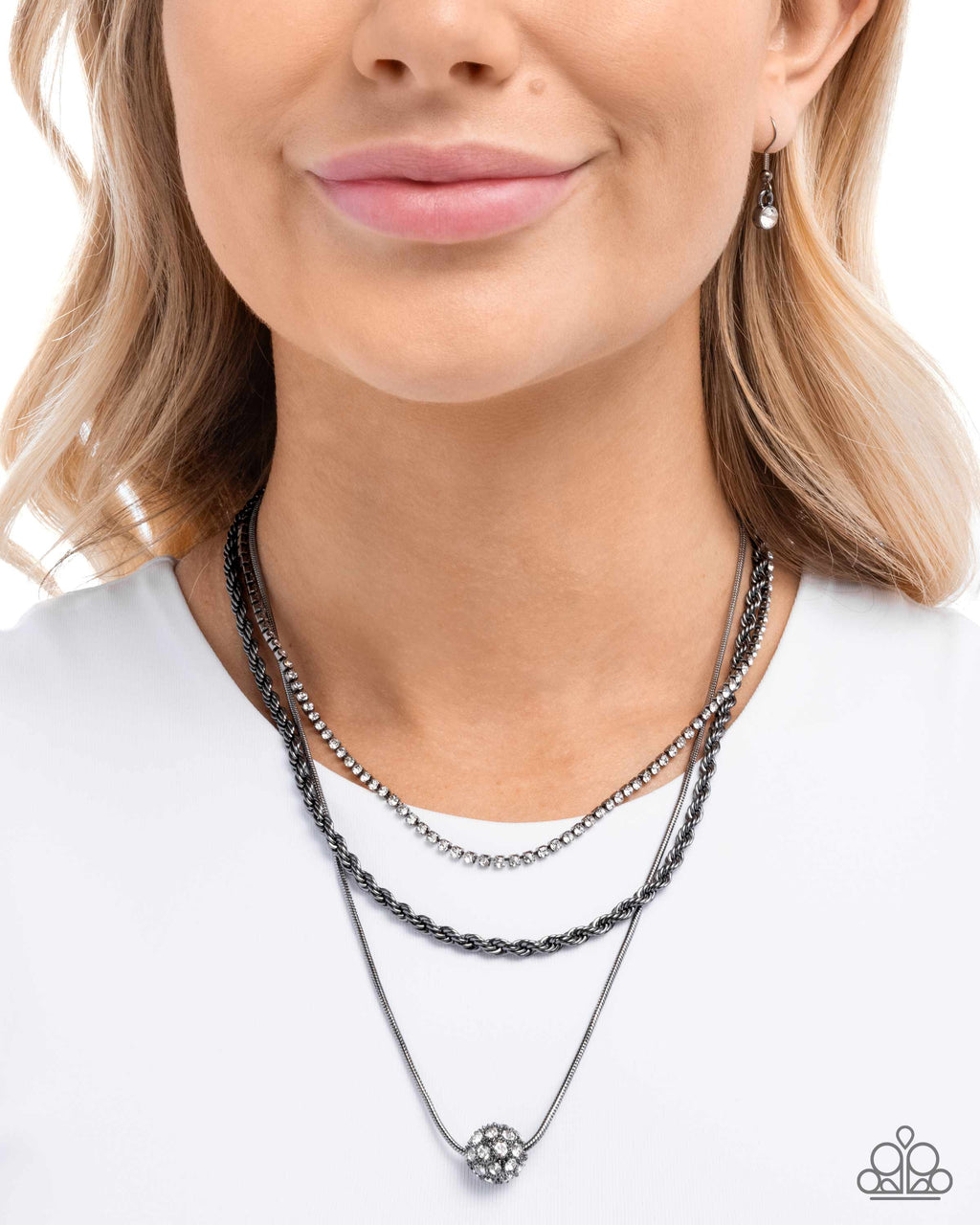 eight-dollar-jewelry-true-love-tiers-black-necklace-paparazzi-accessories