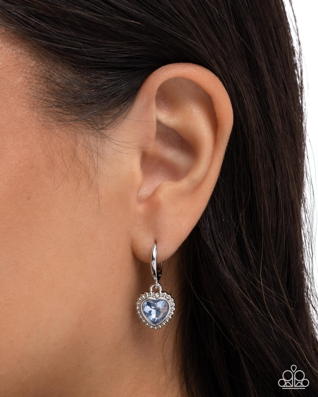 eight-dollar-jewelry-vintage-victor-blue-earrings-paparazzi-accessories