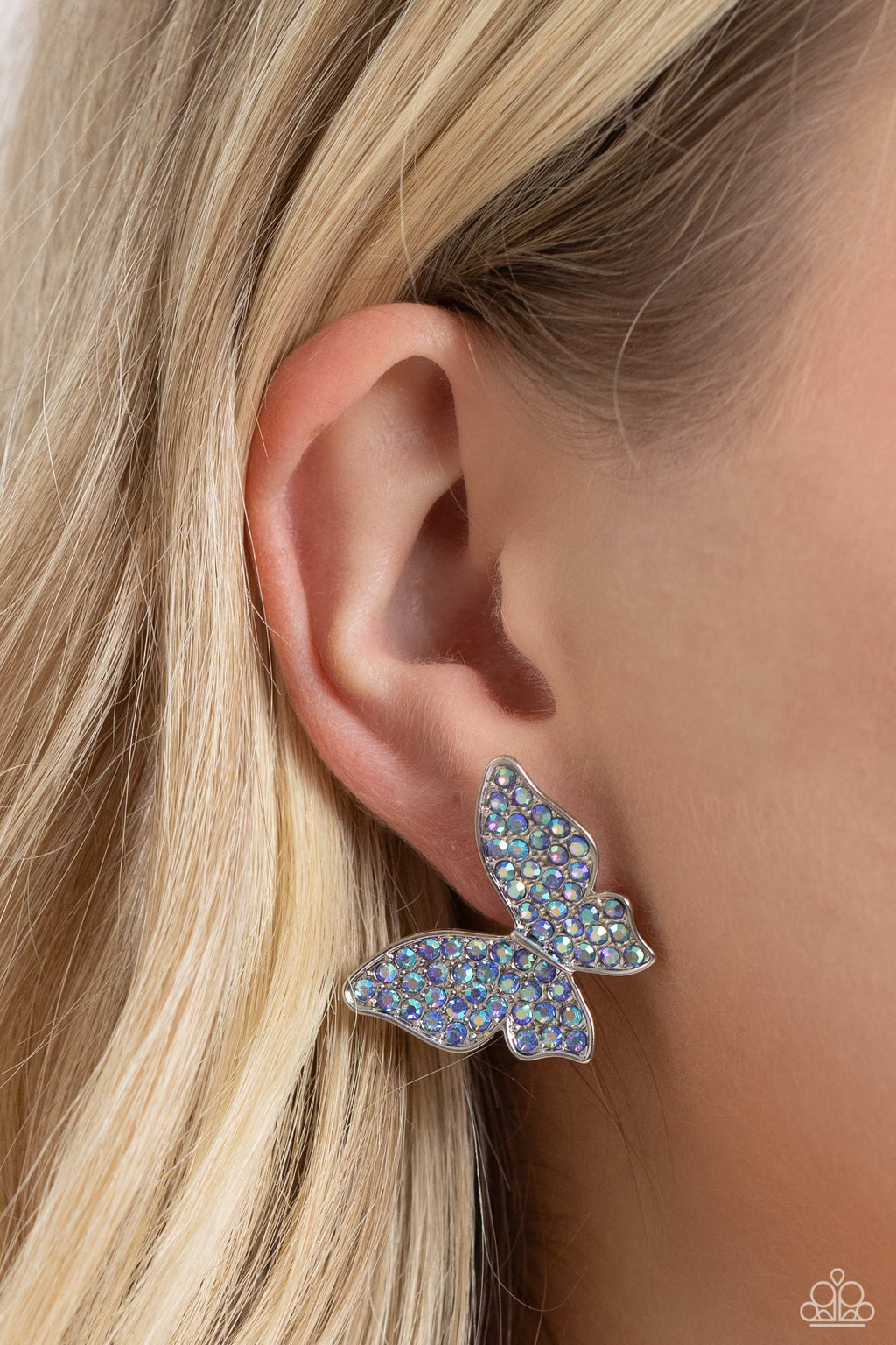 five-dollar-jewelry-high-life-blue-post earrings-paparazzi-accessories