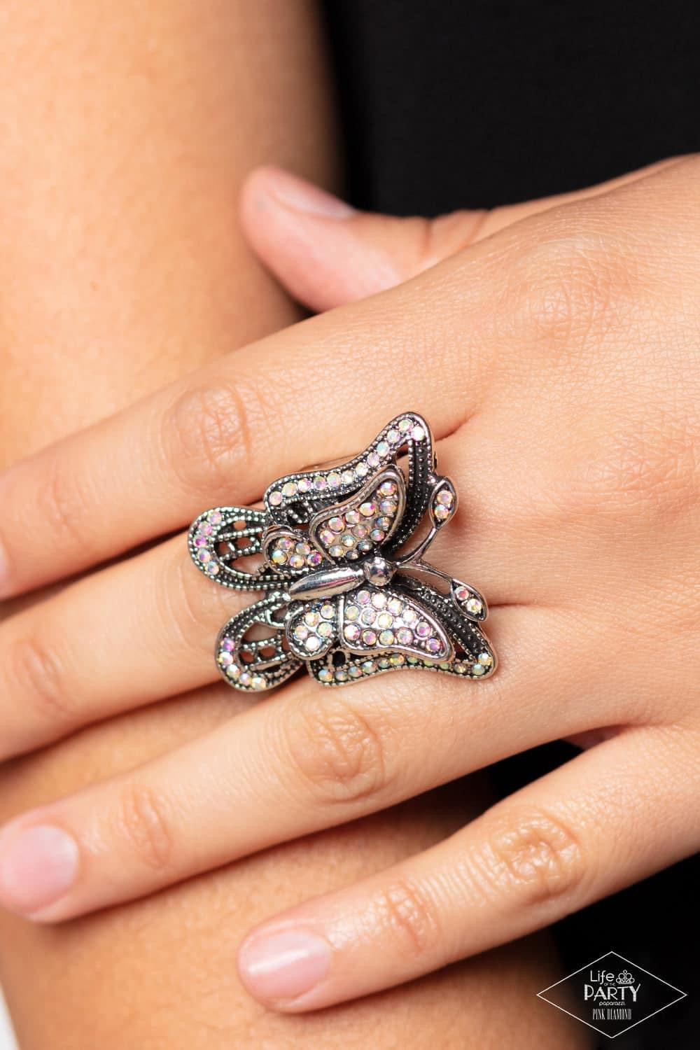 five-dollar-jewelry-free-to-fly-multi-ring-paparazzi-accessories