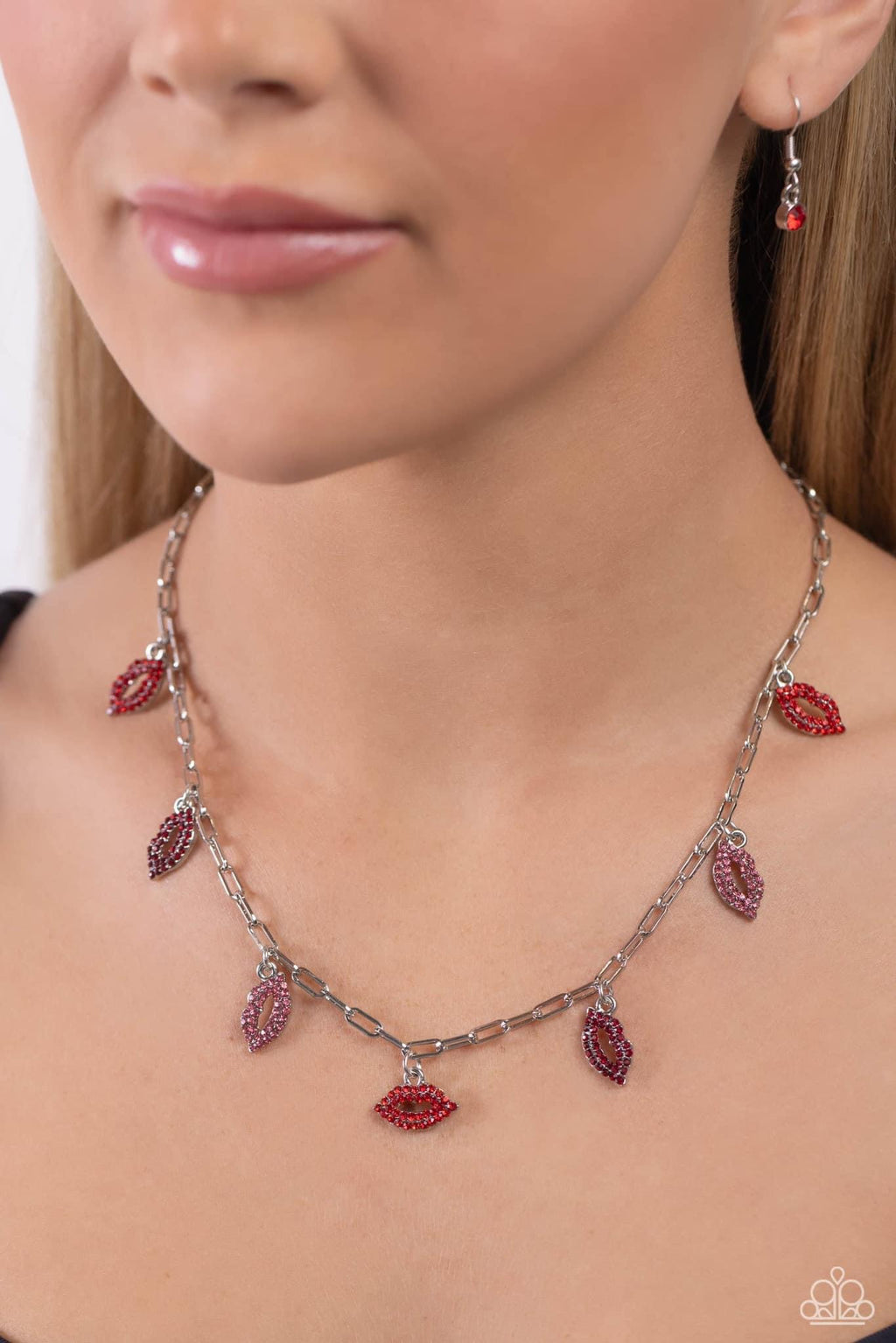 five-dollar-jewelry-kiss-the-mark-red-paparazzi-accessories
