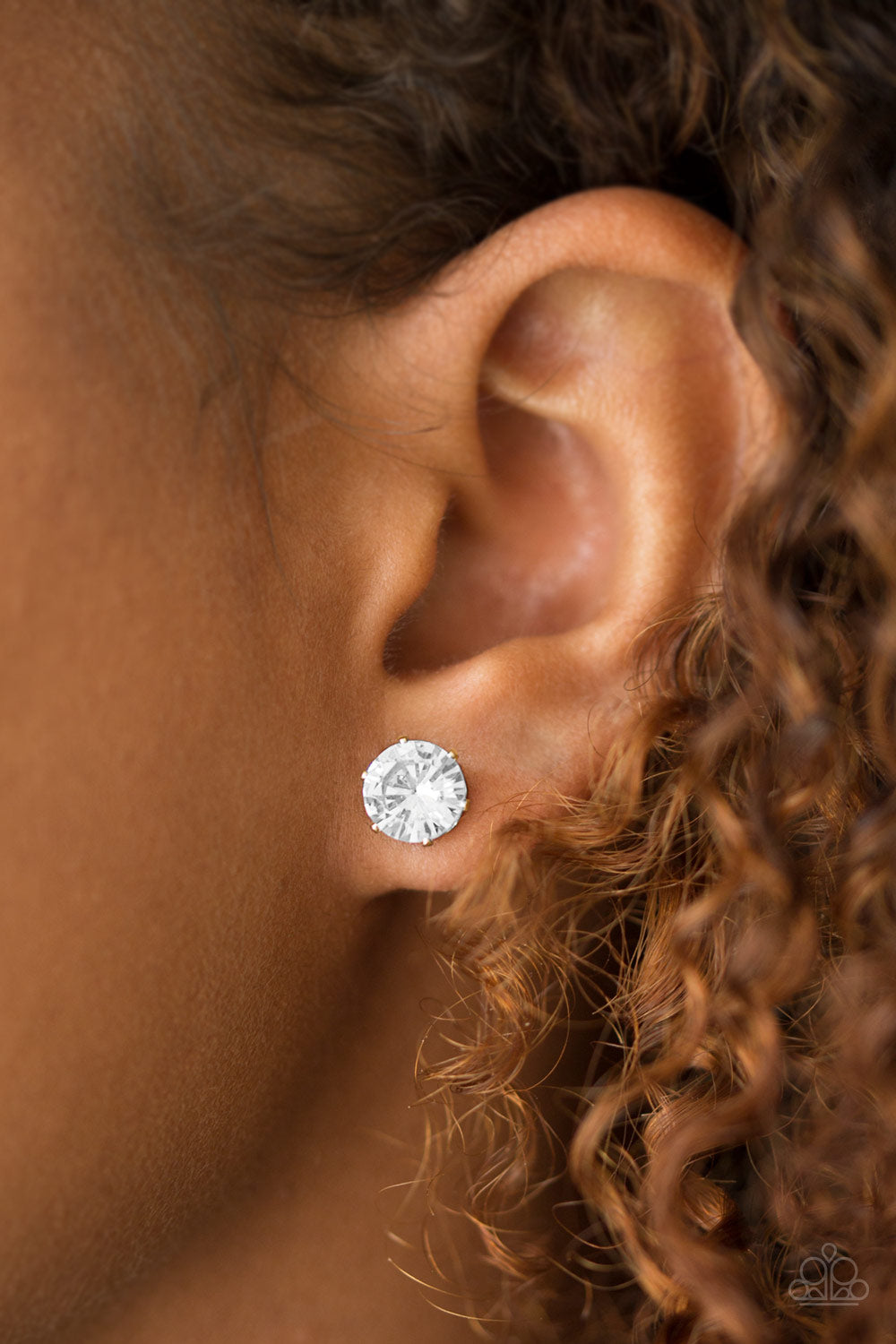 five-dollar-jewelry-just-in-timeless-gold-post earrings-paparazzi-accessories