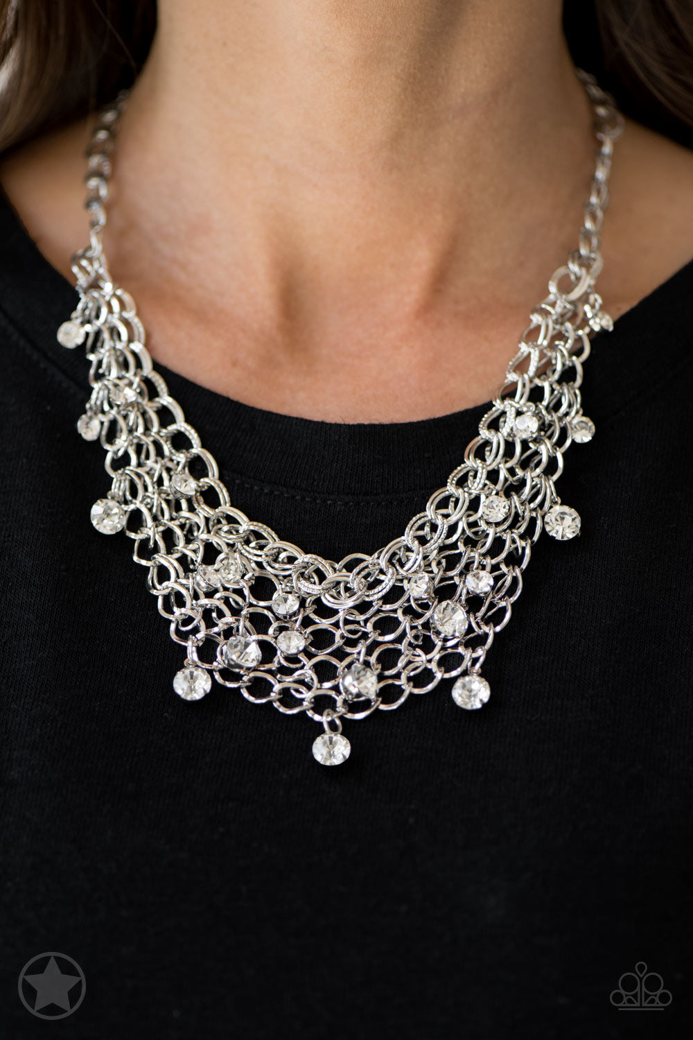 five-dollar-jewelry-fishing-for-compliments-blockbuster-necklace-paparazzi-accessories