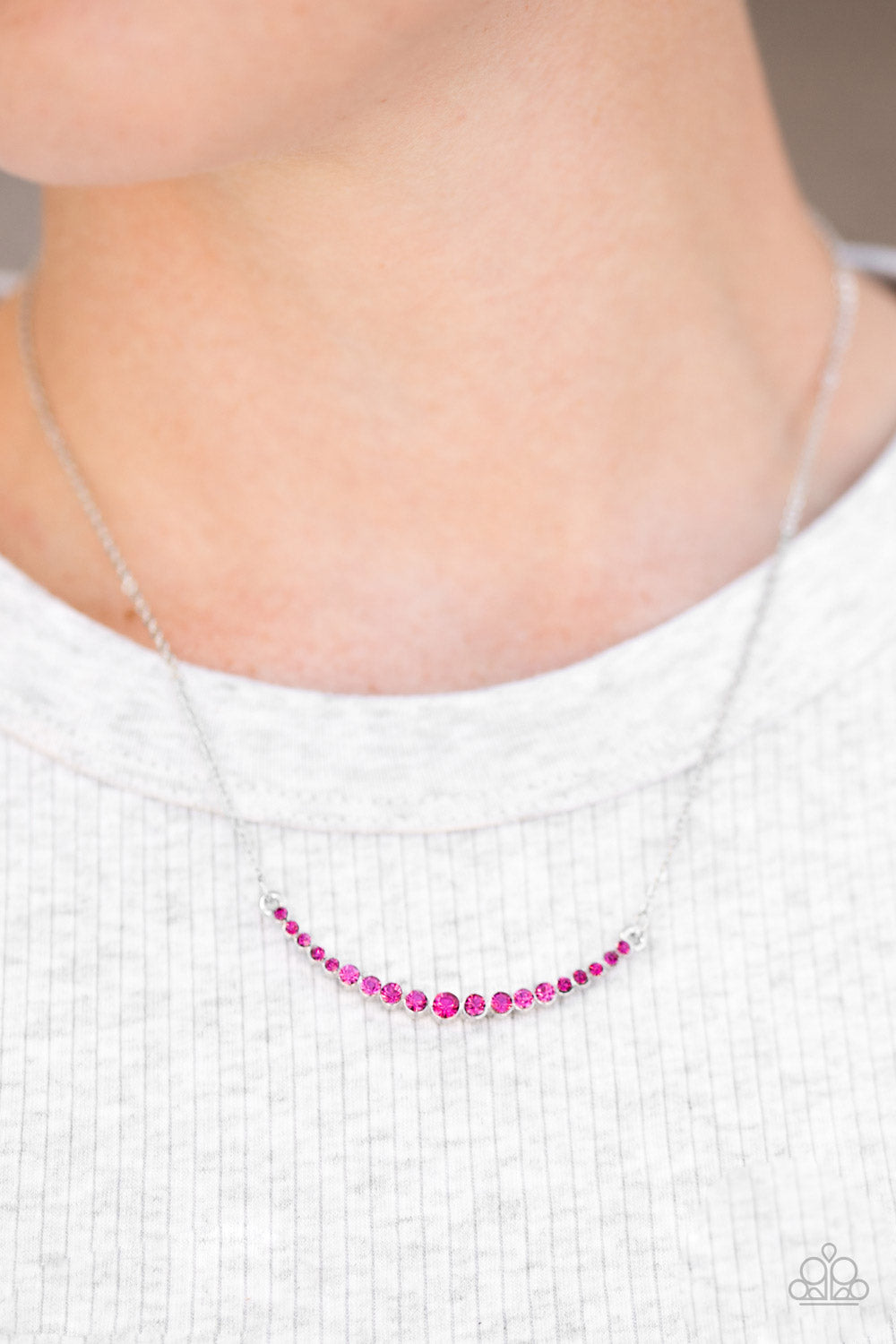 five-dollar-jewelry-rockin-rhinestones-pink-necklace-paparazzi-accessories