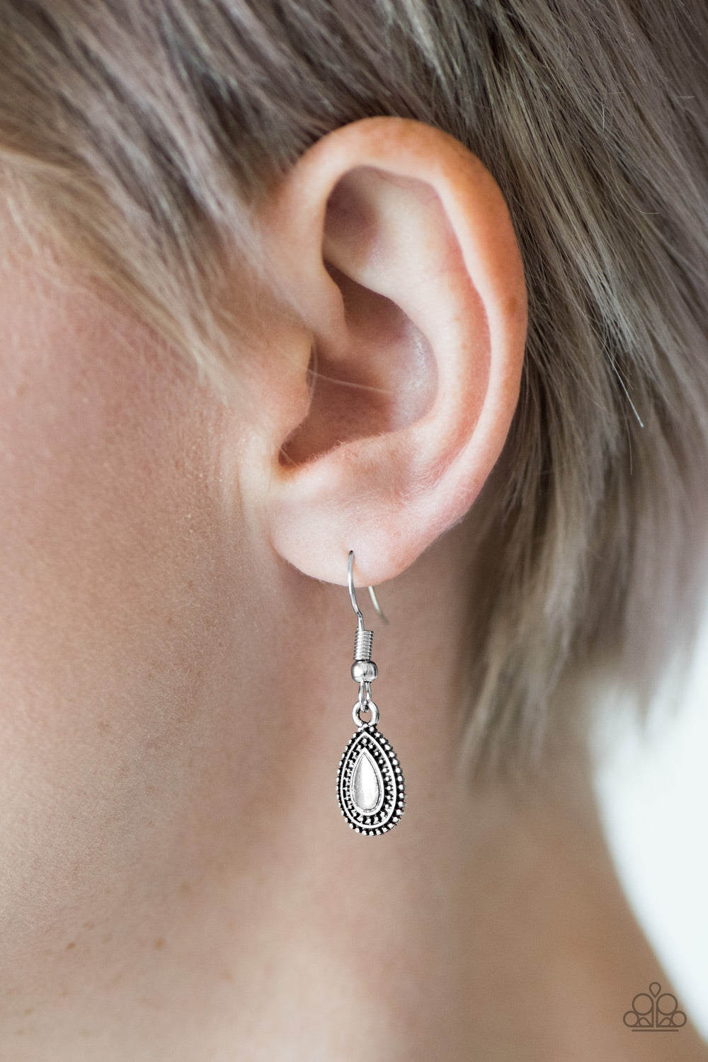 five-dollar-jewelry-desert-storm-blue-6033-paparazzi-accessories