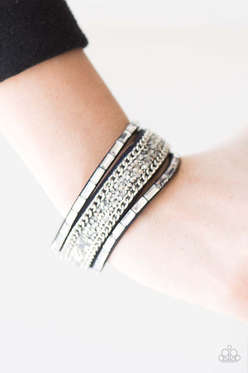 five-dollar-jewelry-punk-princess-blue-bracelet-paparazzi-accessories
