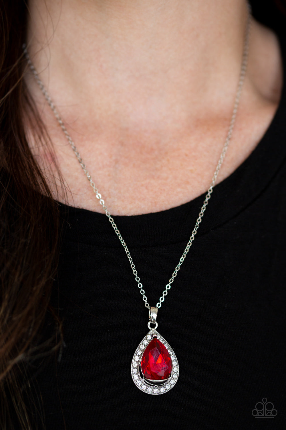 five-dollar-jewelry-because-im-queen-red-paparazzi-accessories