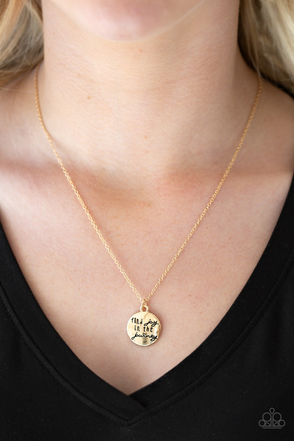 five-dollar-jewelry-find-joy-gold-necklace-paparazzi-accessories
