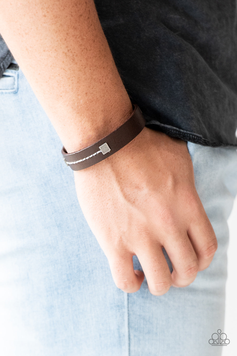 five-dollar-jewelry-totally-trailblazing-brown-bracelet-paparazzi-accessories