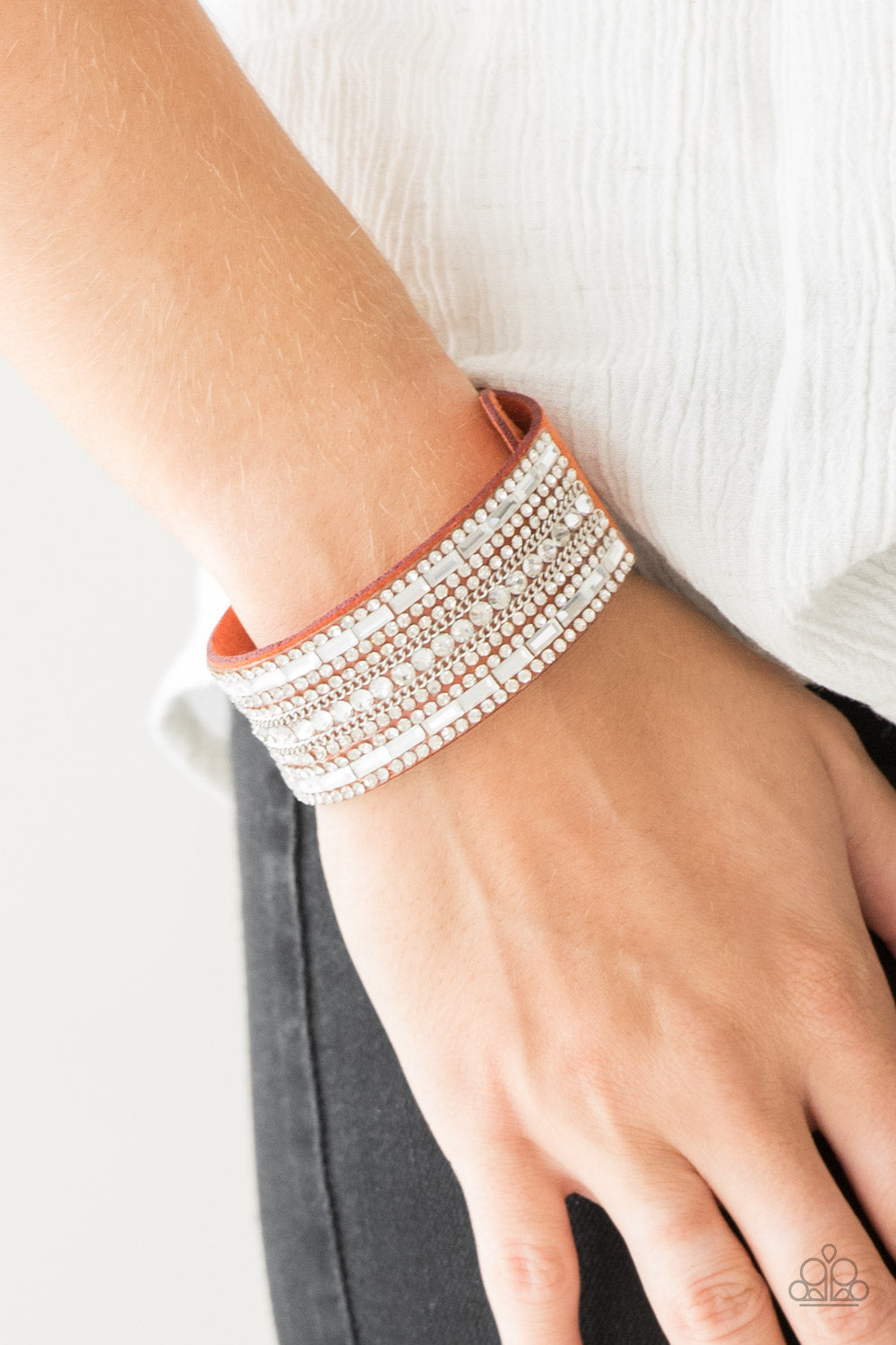 five-dollar-jewelry-rebel-radiance-orange-bracelet-paparazzi-accessories