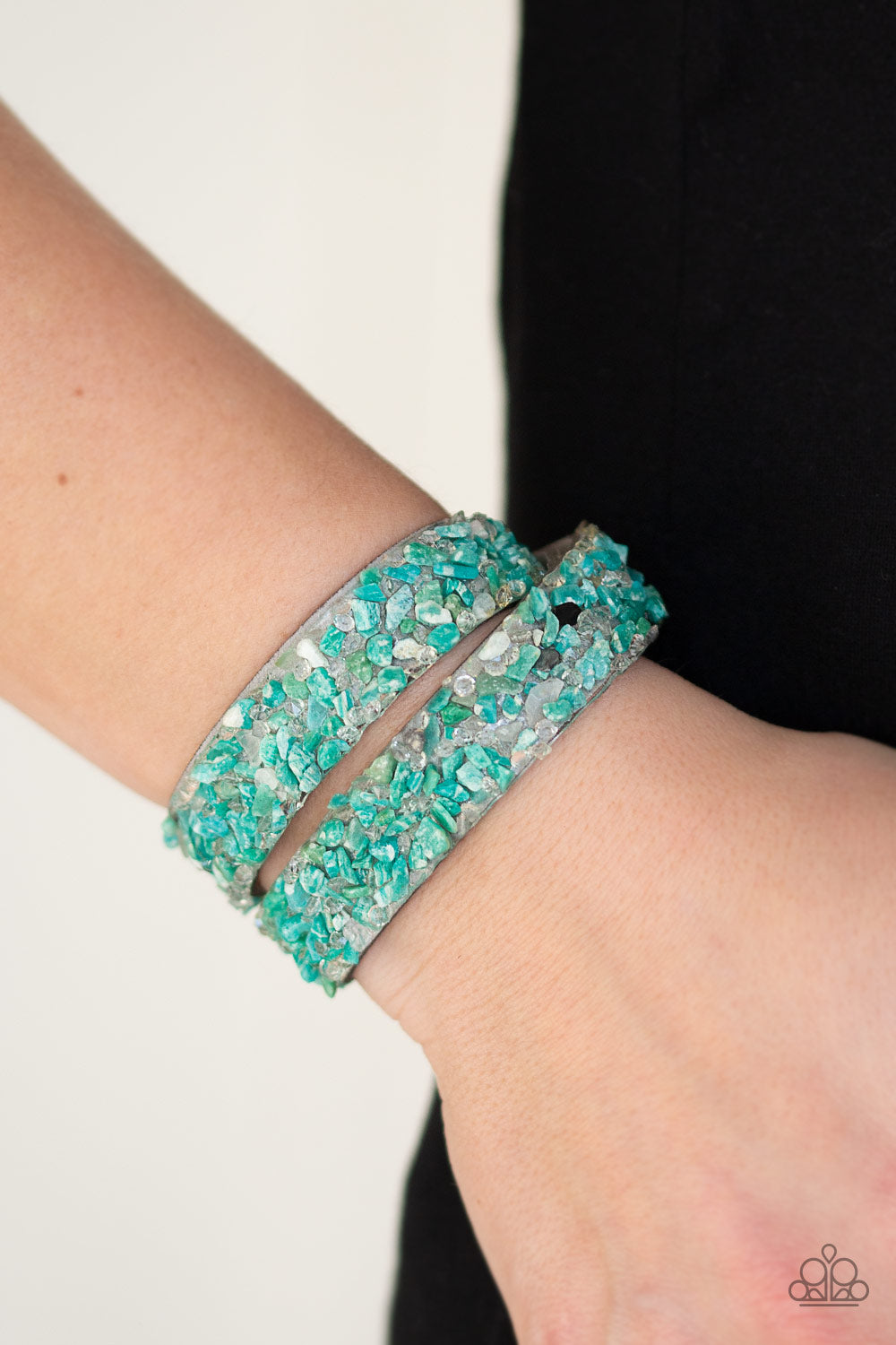 five-dollar-jewelry-crush-to-conclusions-green-bracelet-paparazzi-accessories