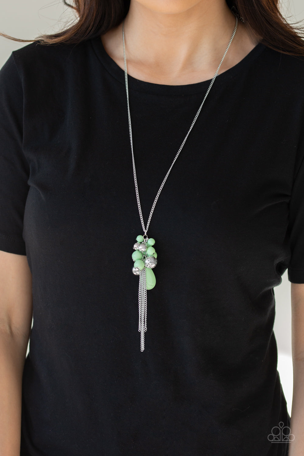 five-dollar-jewelry-its-a-celebration-green-necklace-paparazzi-accessories