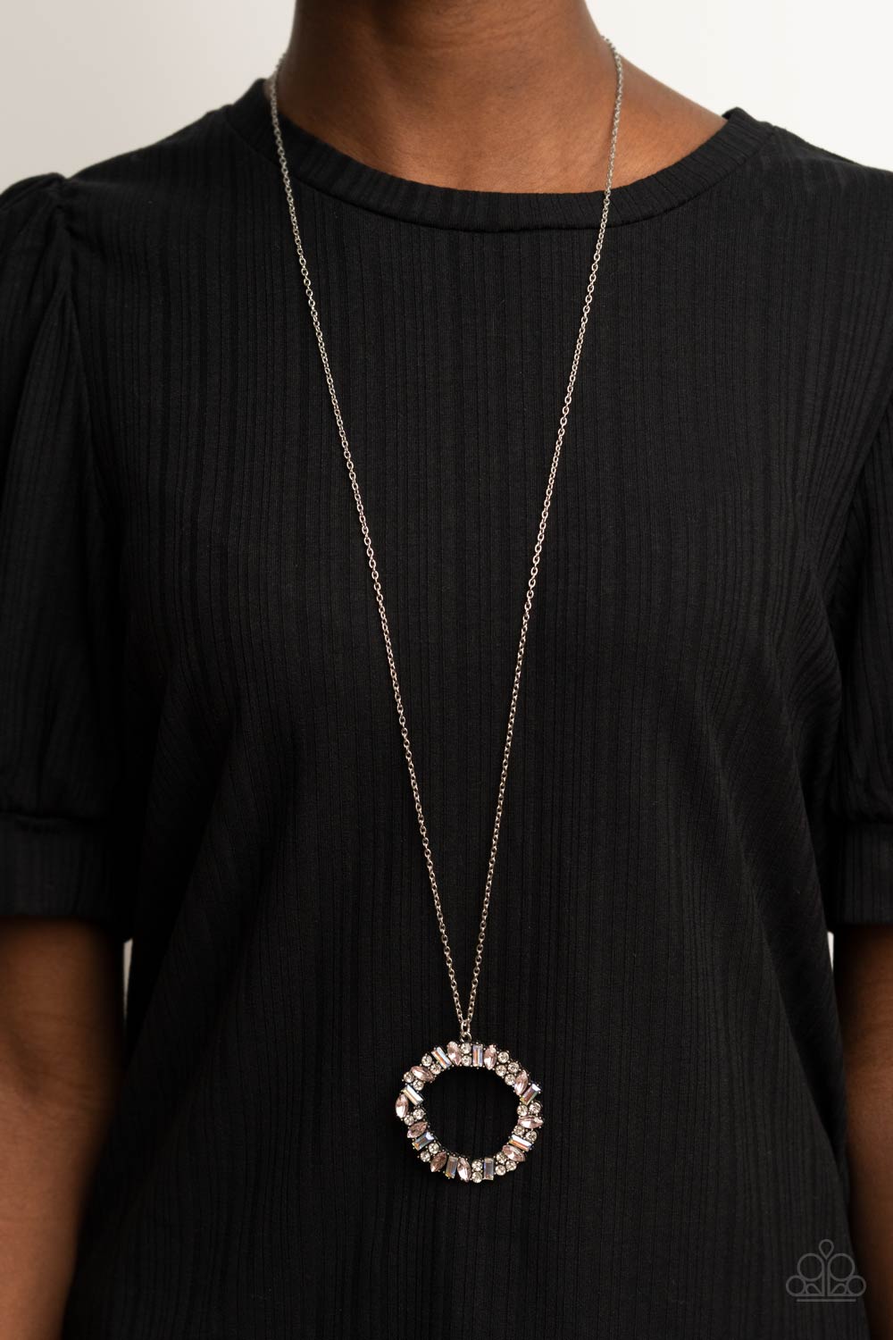 five-dollar-jewelry-wreathed-in-wealth-pink-necklace-paparazzi-accessories