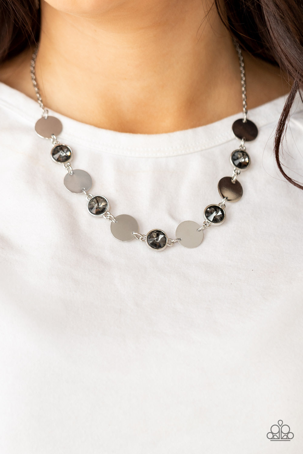 five-dollar-jewelry-refined-reflections-silver-necklace-paparazzi-accessories