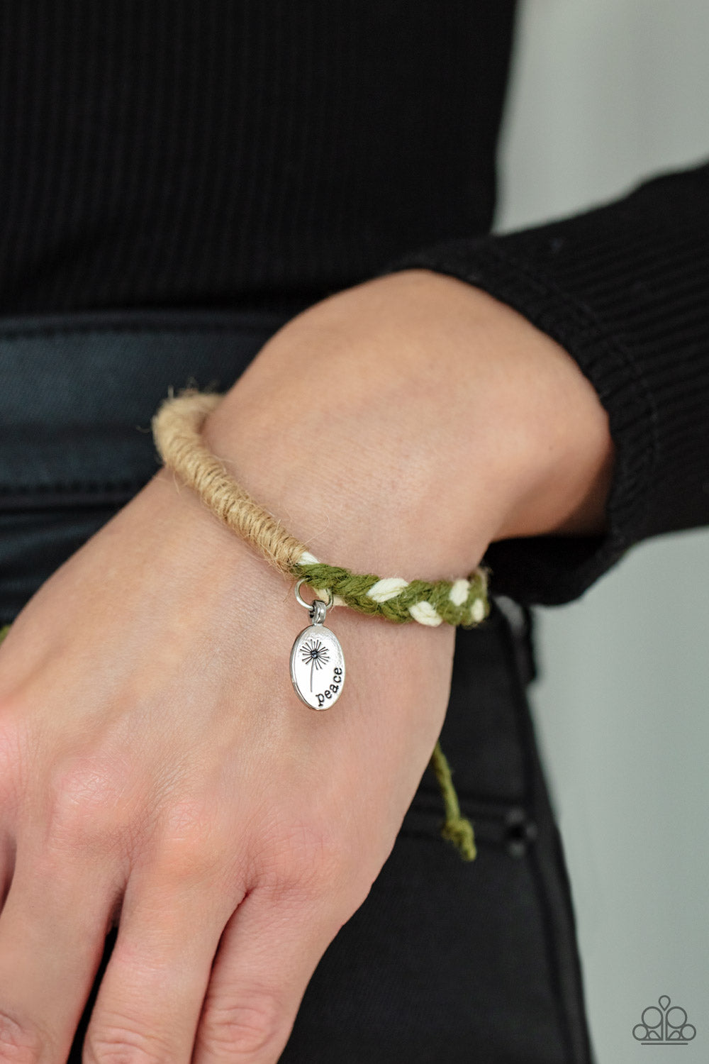 five-dollar-jewelry-perpetually-peaceful-green-bracelet-paparazzi-accessories