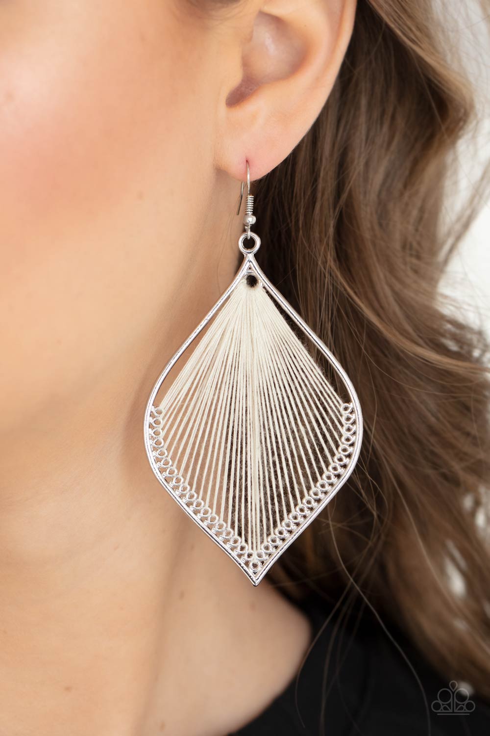 five-dollar-jewelry-string-theory-white-earrings-paparazzi-accessories