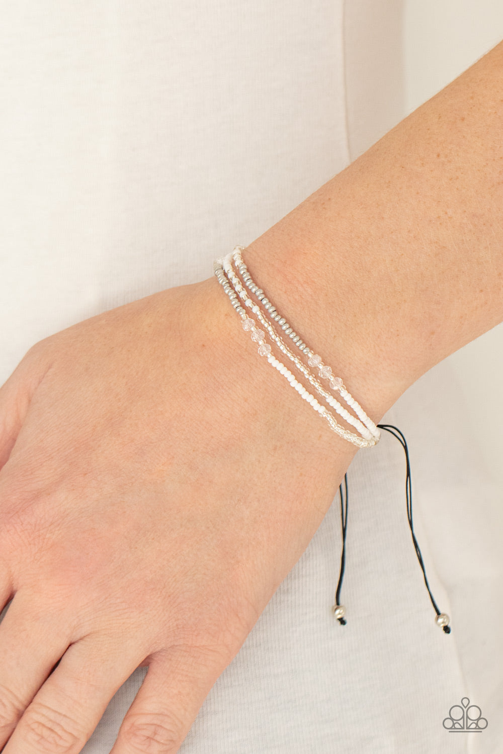 five-dollar-jewelry-bead-me-up-scotty-white-paparazzi-accessories