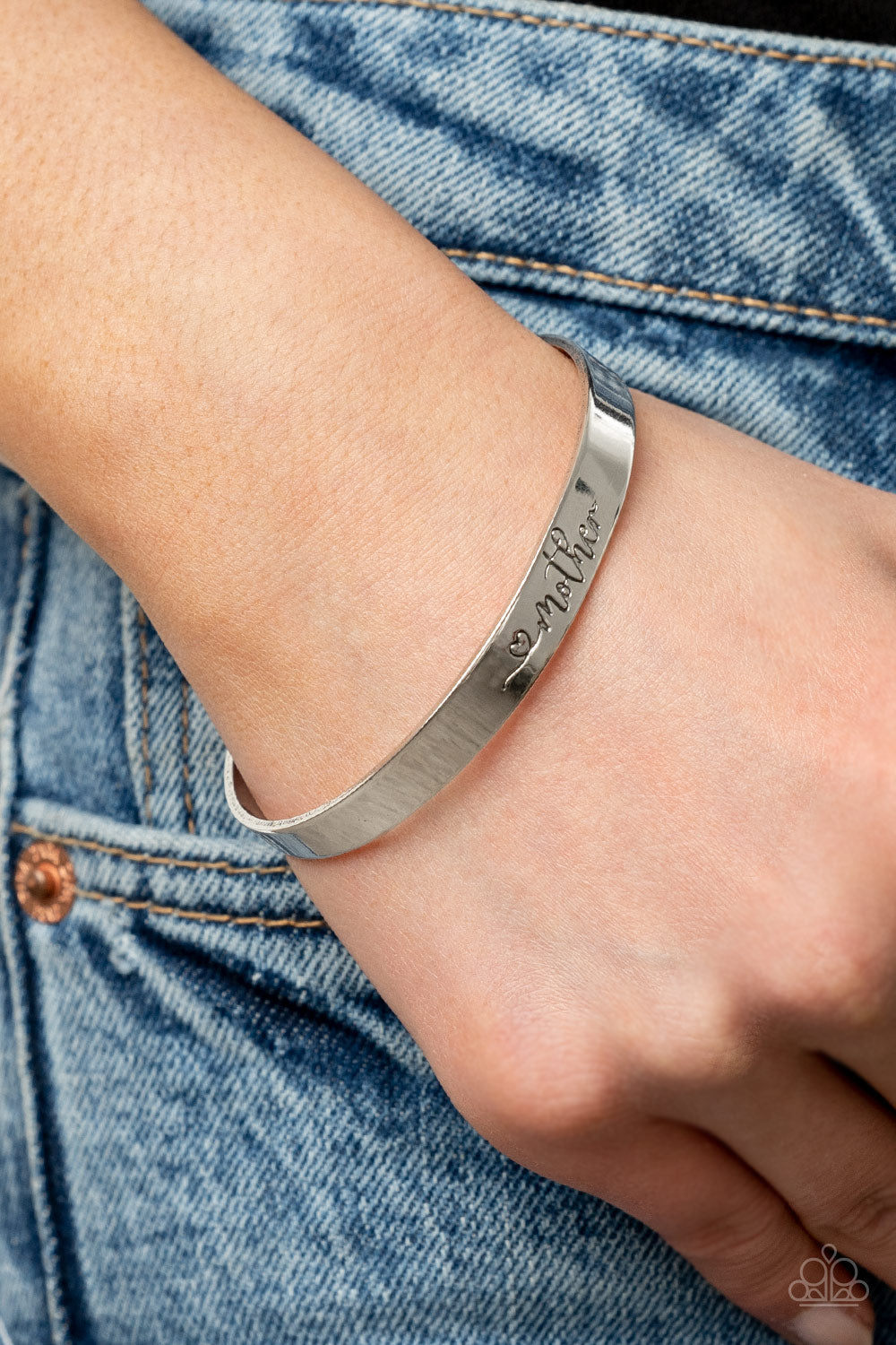 five-dollar-jewelry-sweetly-named-silver-bracelet-paparazzi-accessories