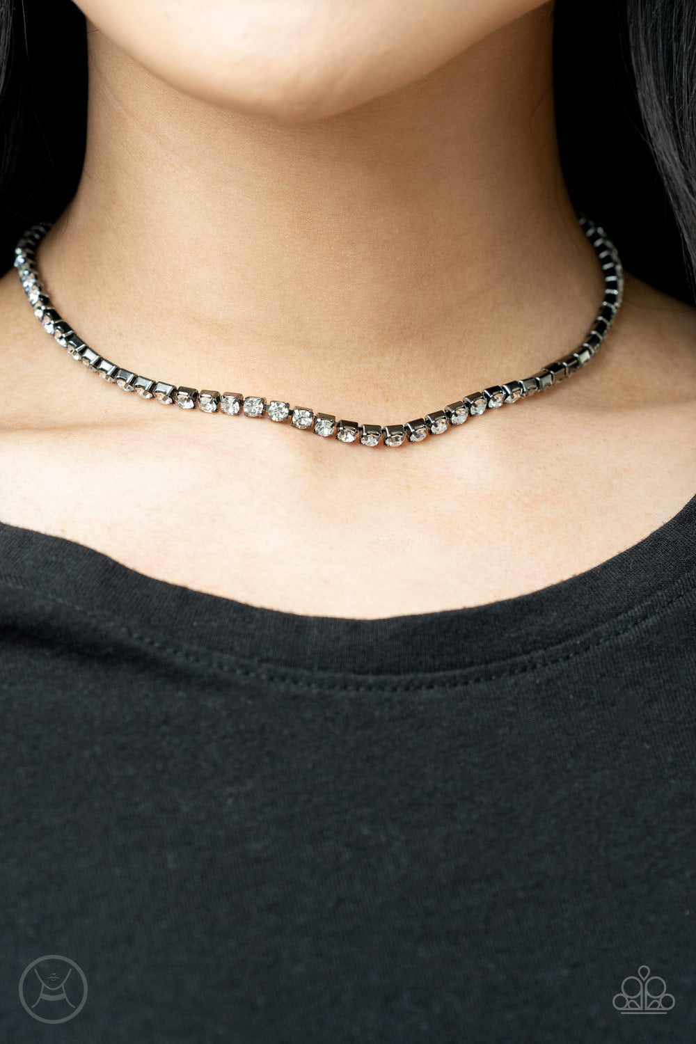 five-dollar-jewelry-starlight-radiance-black-necklace-paparazzi-accessories