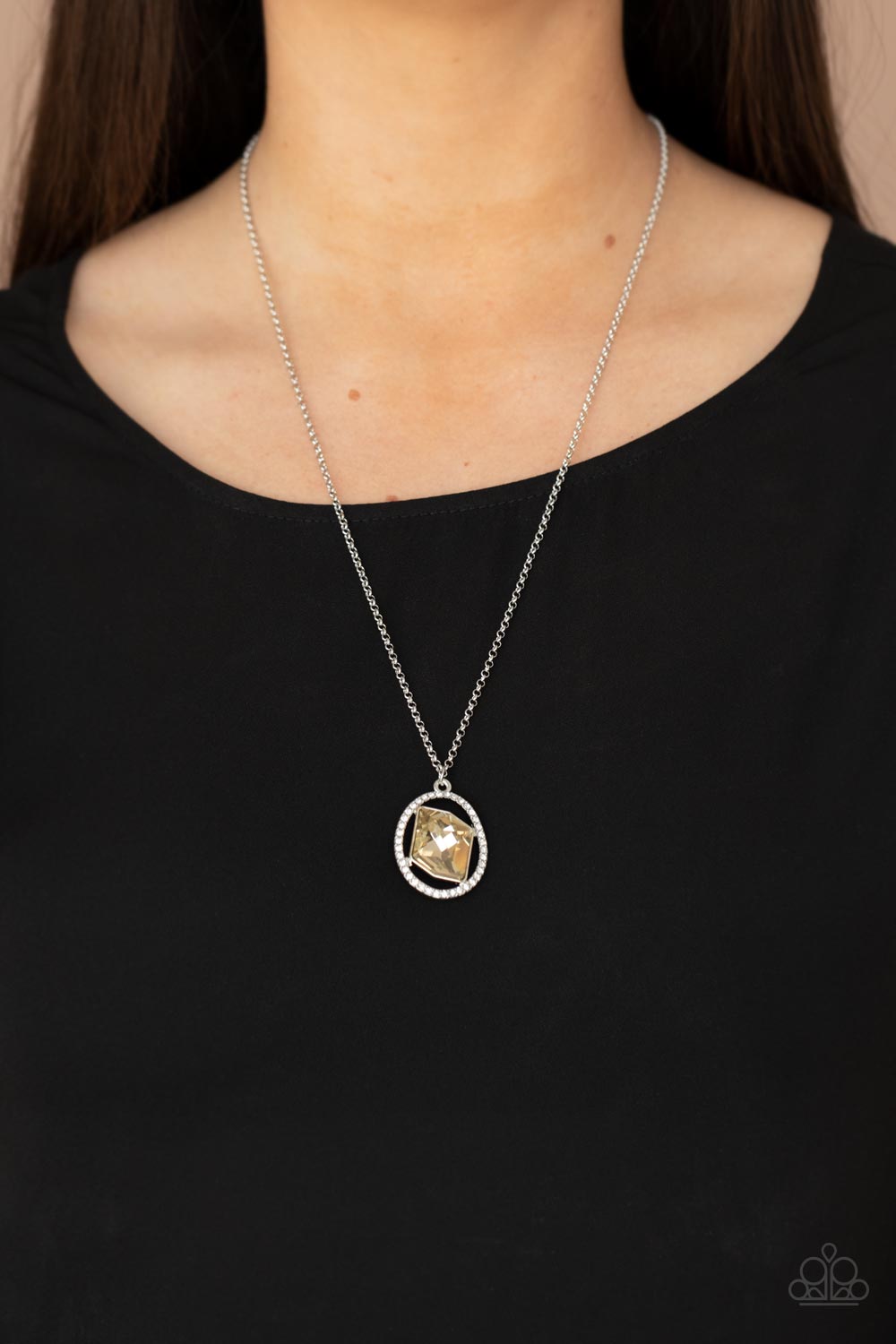 five-dollar-jewelry-undiluted-dazzle-brown-necklace-paparazzi-accessories