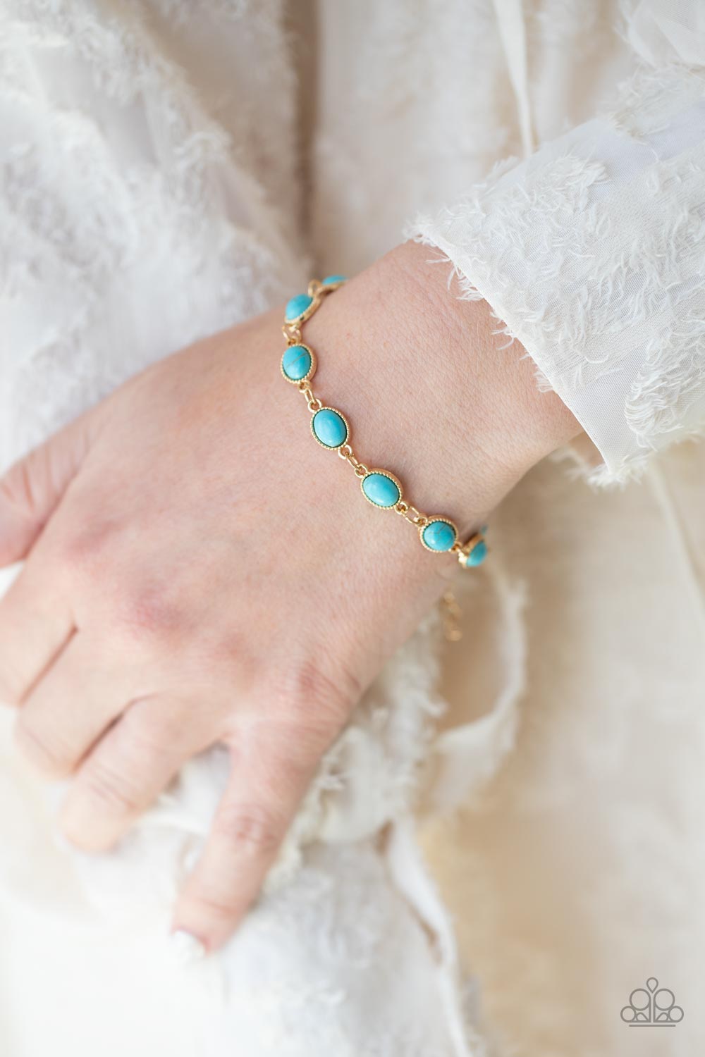 five-dollar-jewelry-desert-day-trip-blue-bracelet-paparazzi-accessories